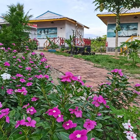 Shunde Palm Resort 仙本那顺德人家棕榈园 Esterno foto
